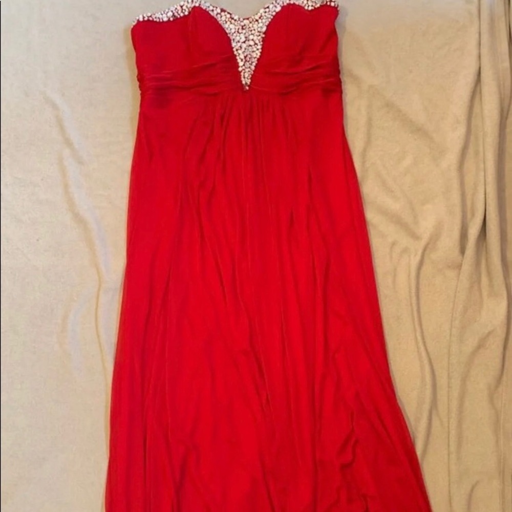 Red prom dress